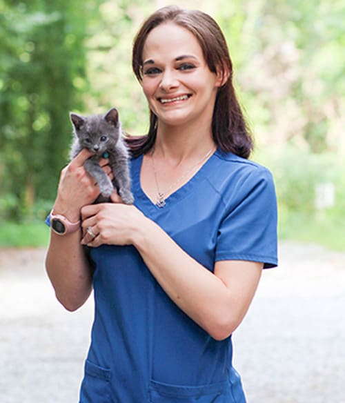Sarah B., Veterinary Assistant at 